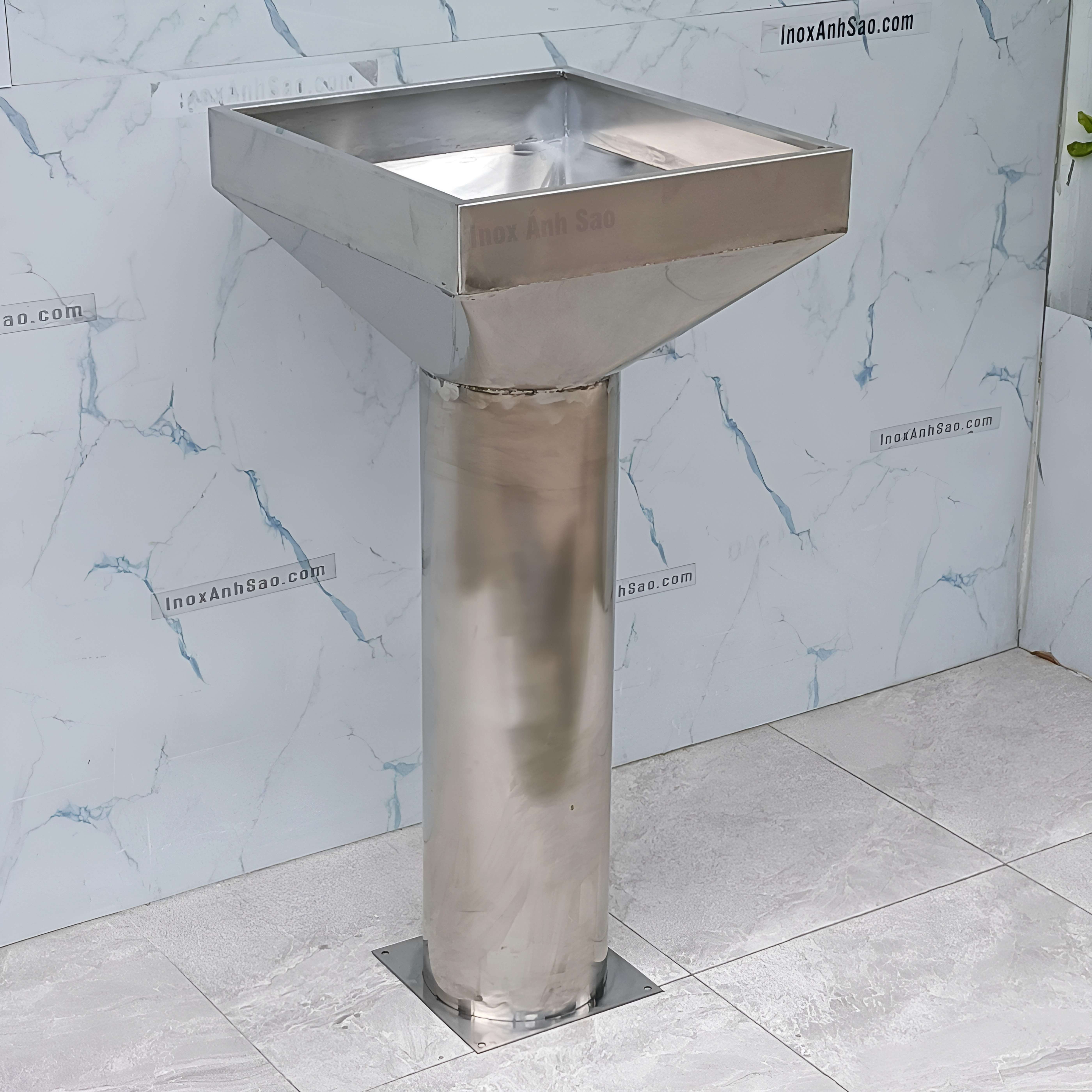 chup-hut-inox-061123h