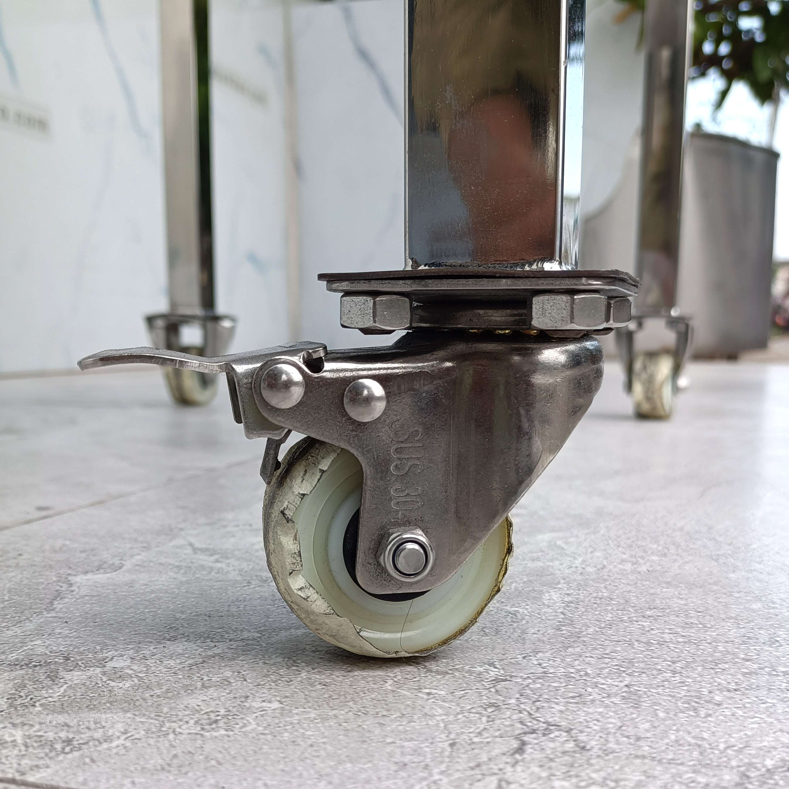 Hình ảnh alt empty